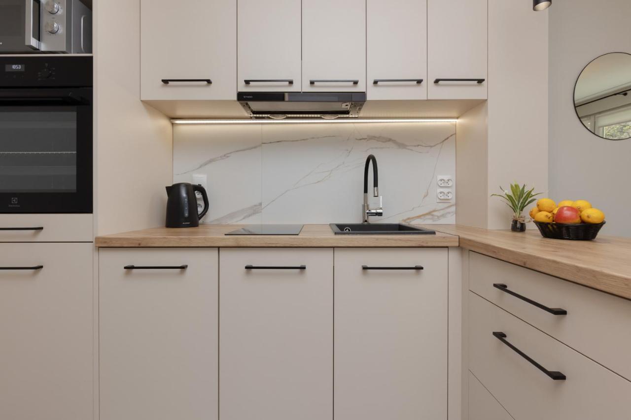 Aleja Jana Pawla II Studio Warsaw By Noclegi Renters Eksteriør billede