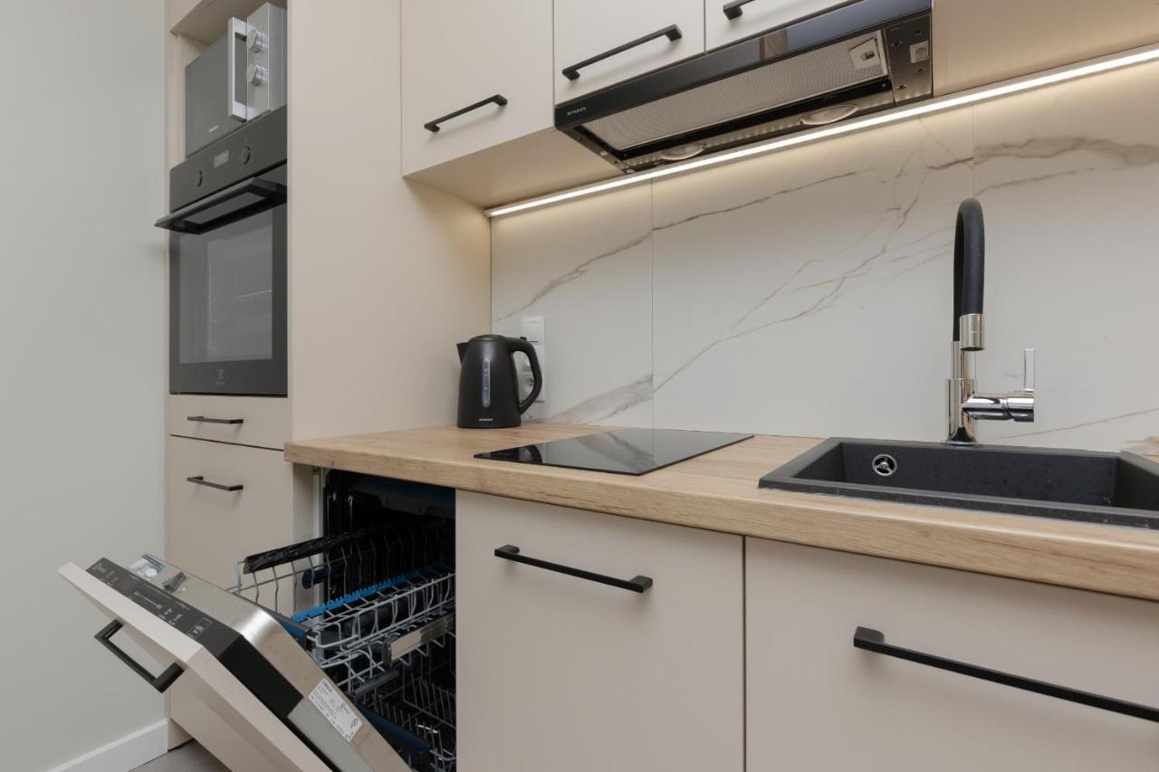 Aleja Jana Pawla II Studio Warsaw By Noclegi Renters Eksteriør billede