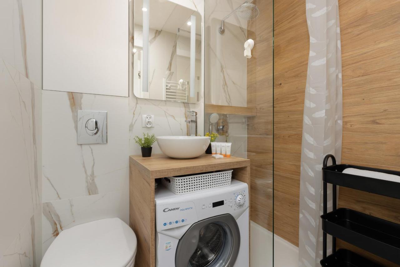 Aleja Jana Pawla II Studio Warsaw By Noclegi Renters Eksteriør billede